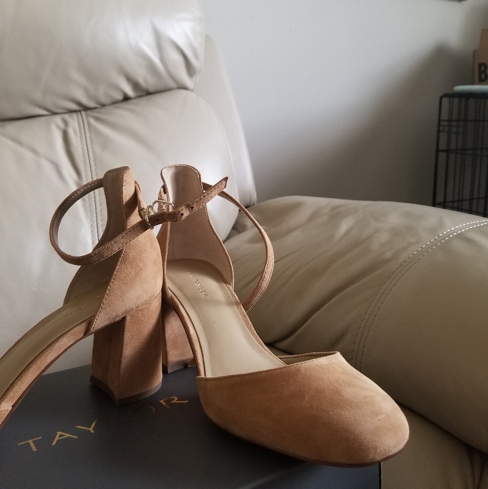 Eliza pumps
